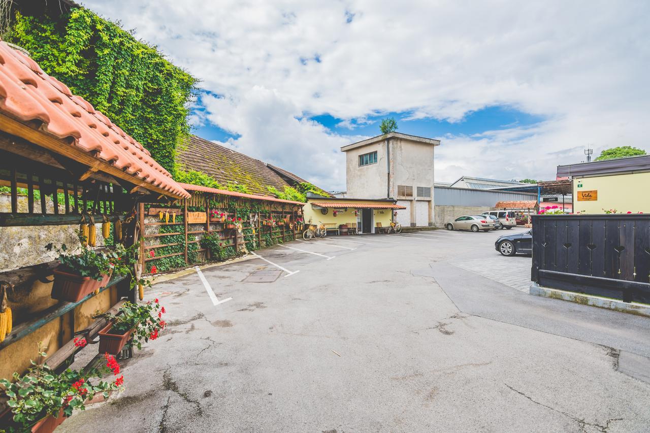 Slovenian House Vida 3*