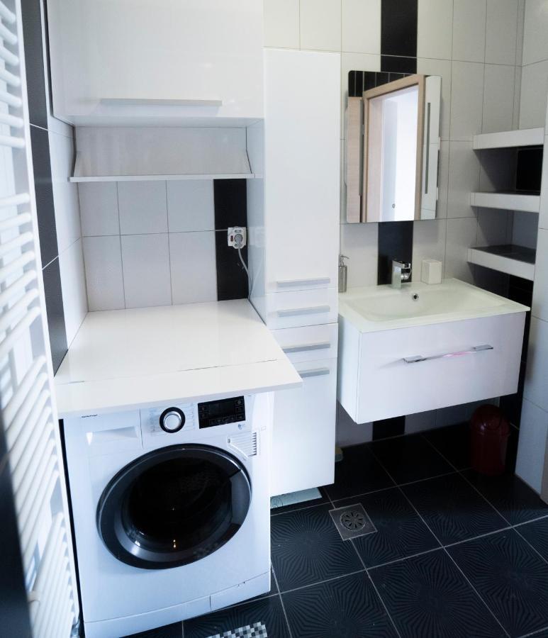 Slovenian House Vida 3*