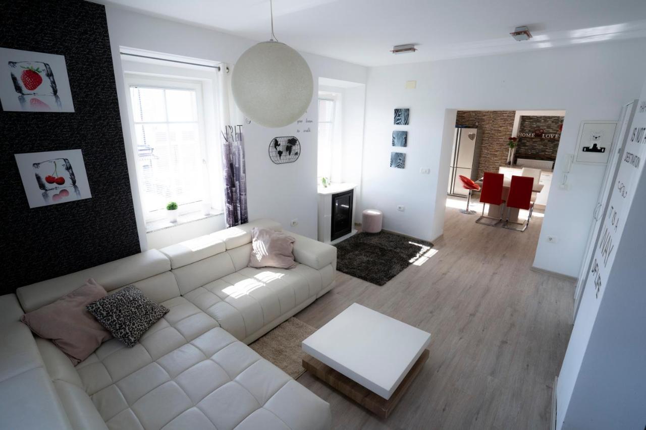 Slovenian House Vida